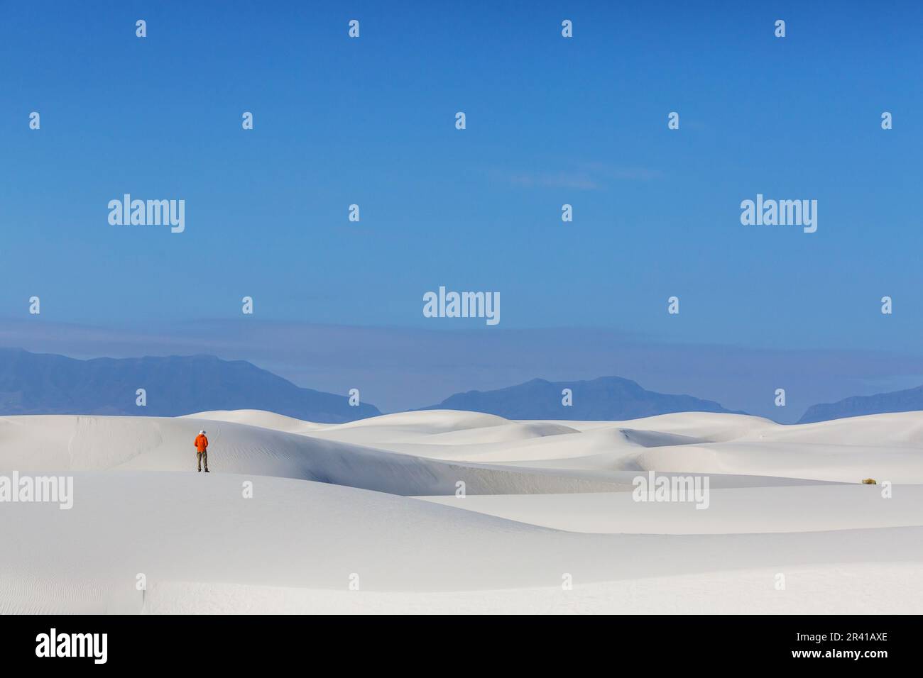 Escursione nelle dune di sabbia bianca Foto Stock