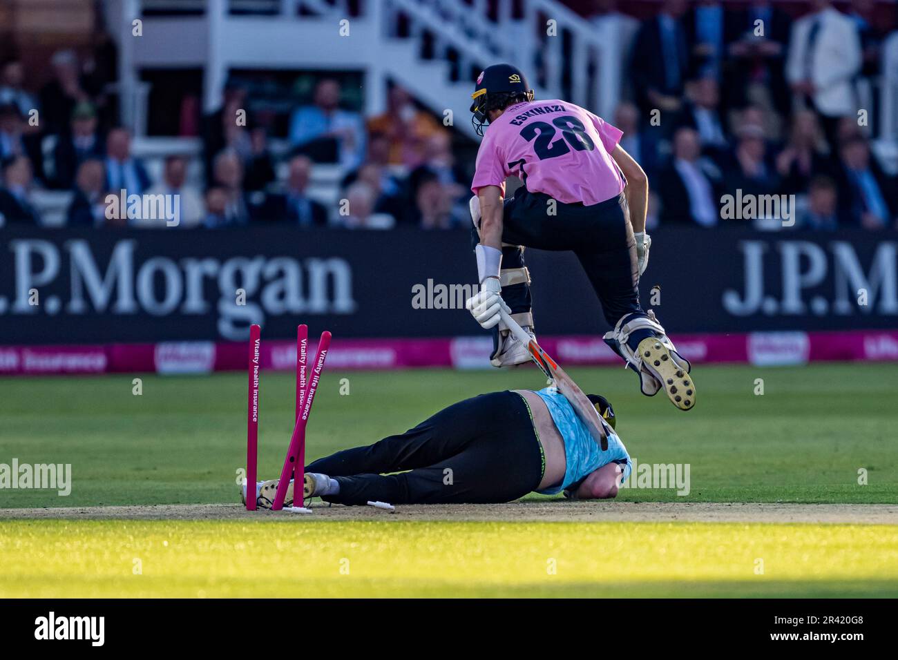 LONDRA, REGNO UNITO. 25 maggio, 2023. Stephen Eskinazi di Middlesex (Capt.) (a destra) durante Vitality Blast - Middlesex v Surrey il giorno 4 al Lord's Cricket Ground giovedì 25 maggio 2023 a LONDRA INGHILTERRA. Credit: Taka Wu/Alamy Live News Foto Stock