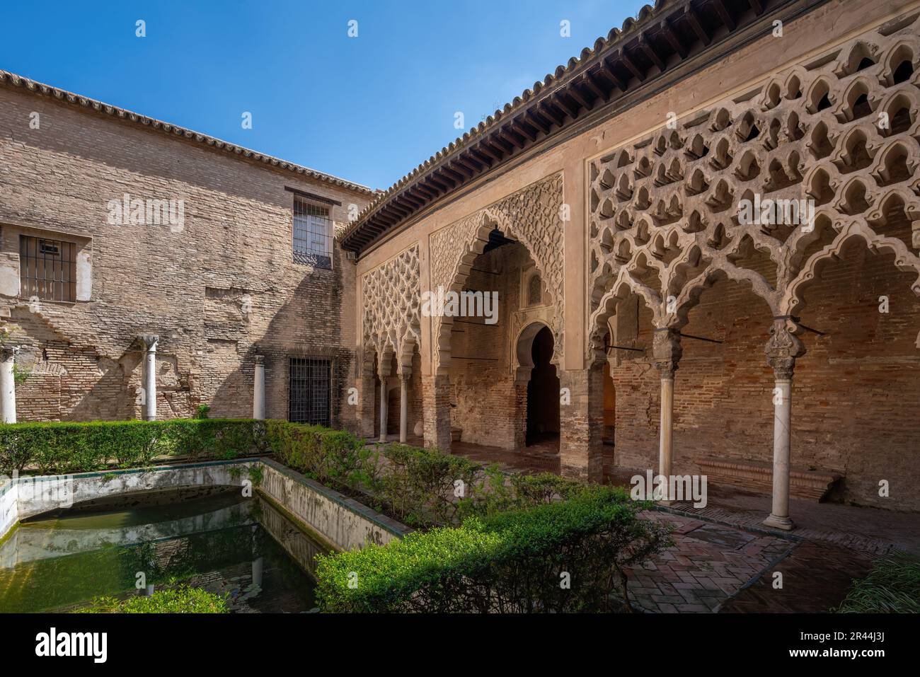 Patio del Yeso a Alcazar (Palazzo reale di Siviglia) - Siviglia, Andalusia, Spagna Foto Stock