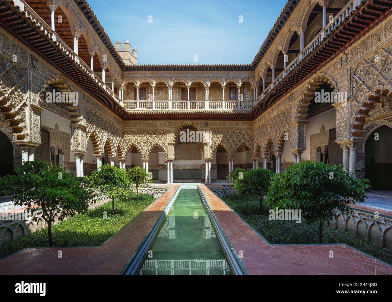 Cortile delle maidens (patio de las Doncellas) ad Alcazar (Palazzo reale di Siviglia) - Siviglia, Andalusia, Spagna Foto Stock
