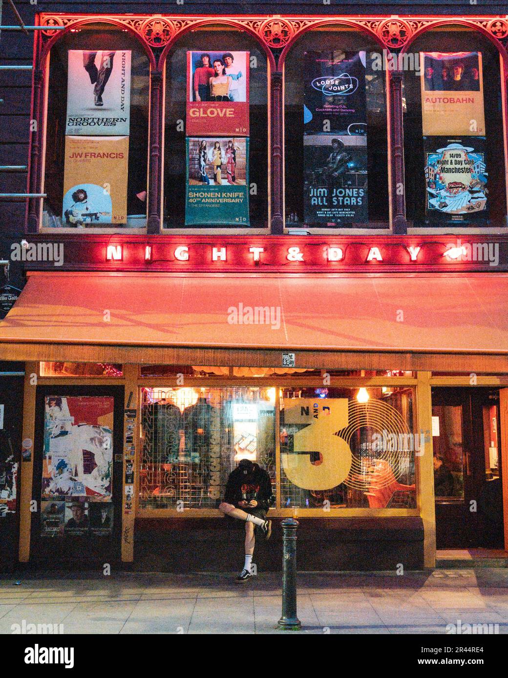 La caffetteria Night and Day è uno dei più importanti locali di musica dal vivo nel quartiere settentrionale, 26 Oldham Street, Manchester-UK. Foto Stock