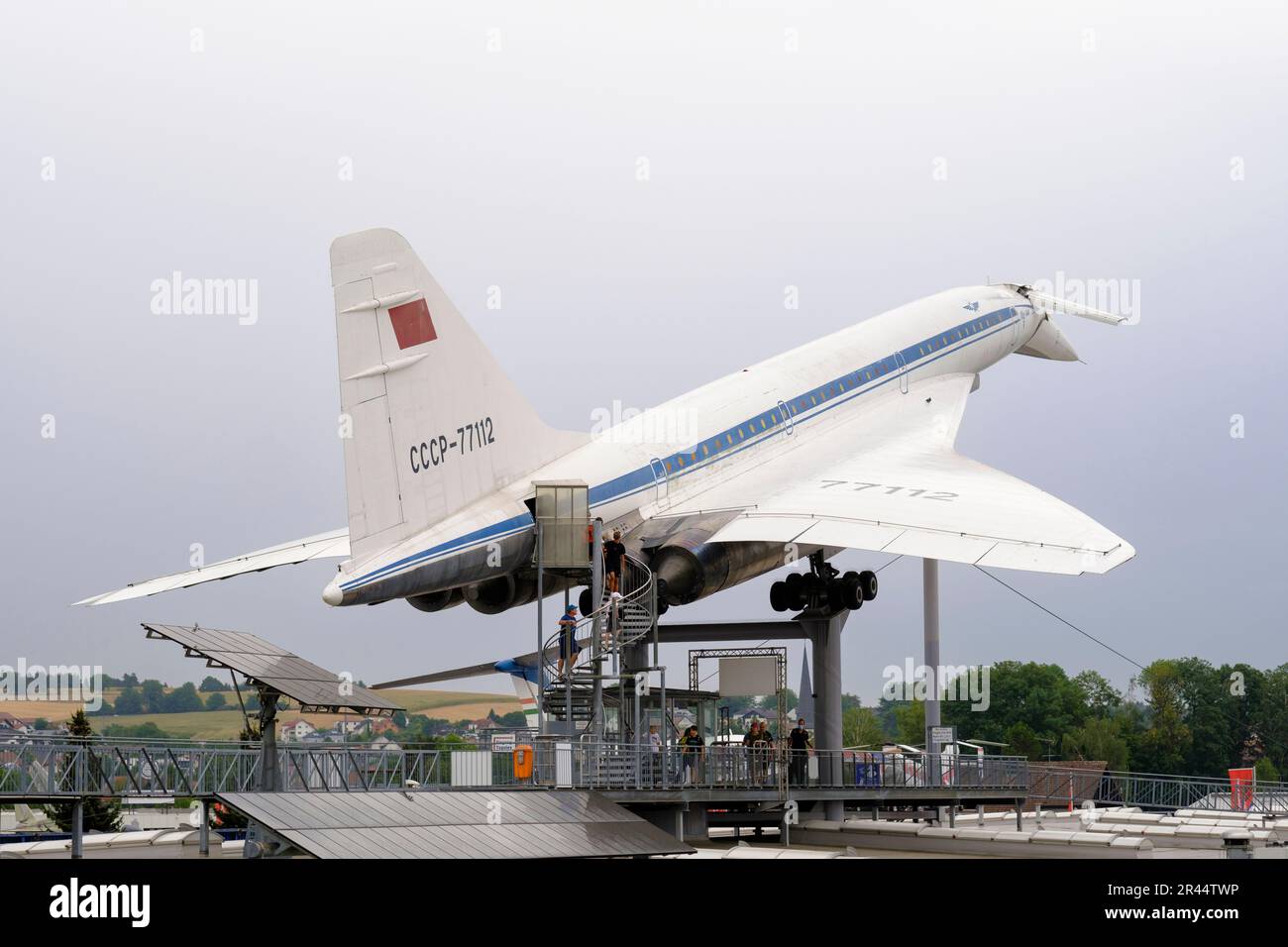 Germania, Baden-Wurttemberg: Il Museo della tecnica Sinsheim, museo della tecnologia. Tupolev Tu-144 aereo supersonico da passeggeri appartenente all'aereo russo Foto Stock