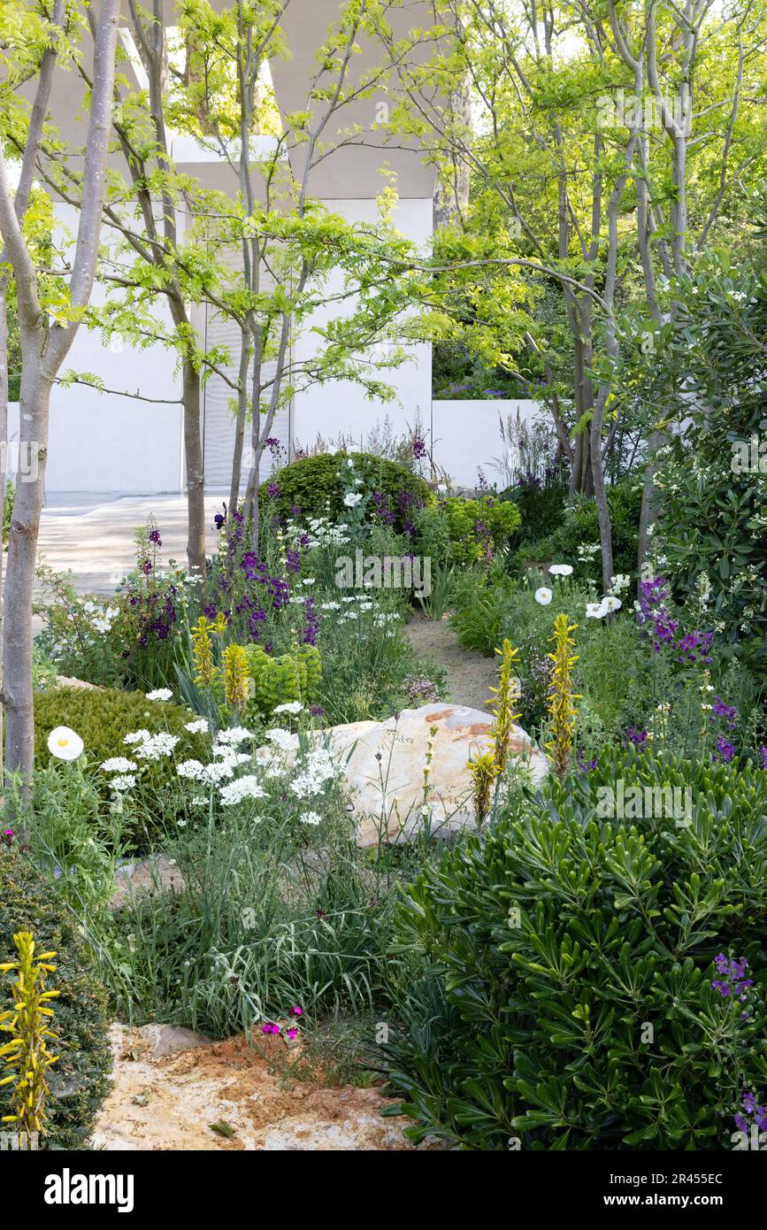Chelsea Flower Show 2023 mostra giardino; il Memoria & Greenacres Transcendence Garden, Foto Stock