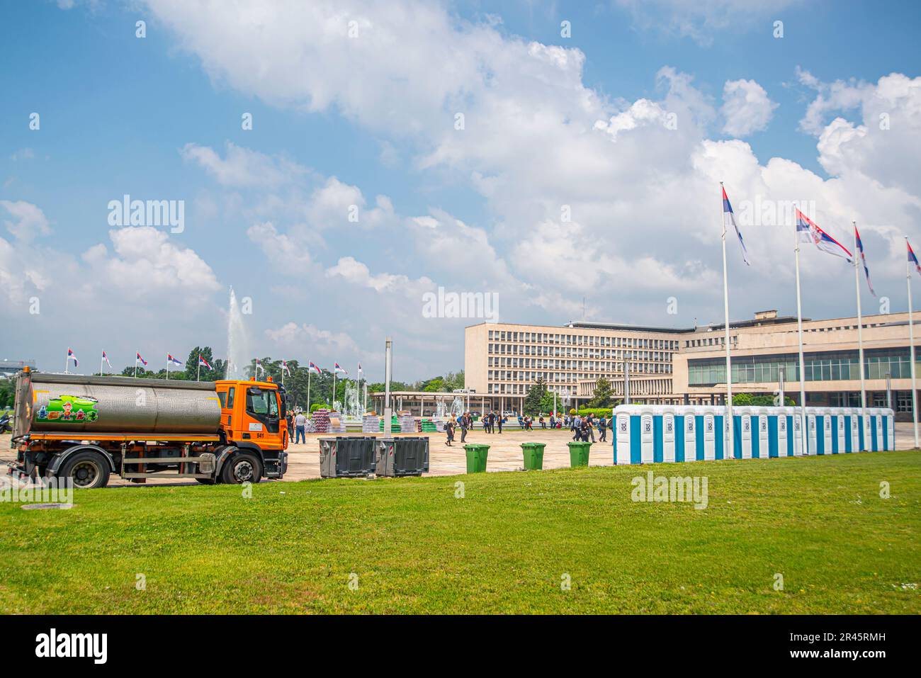 26 maggio 2023, Belgrado, Serbia, preparativi tecnici per il raduno di sostegno e solidarietà con il Presidente della Repubblica di Serbia, Aleksandar Foto Stock