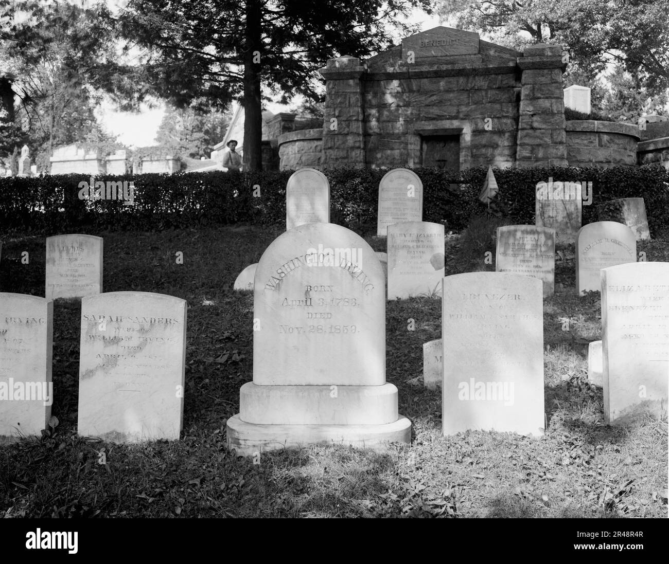 La tomba di Washington Irving, Sleepy Hollow, Tarrytown, N.Y., tra il 1910 e il 1920. Foto Stock
