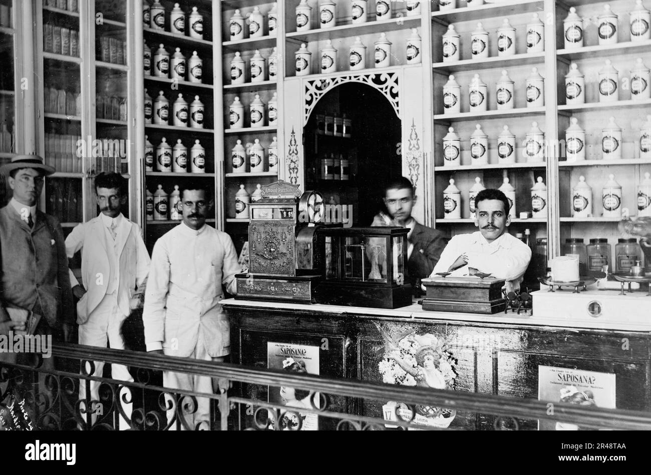 Farmacia, Alfonso G. Zerbi, San Juan, puero Rico, tra il 1895 e il 1910. Foto Stock