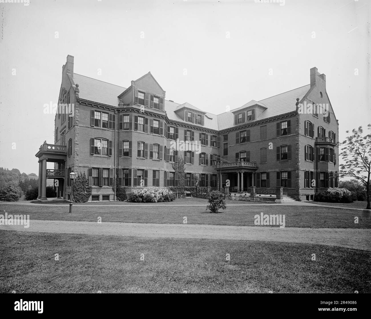 Elizabeth Mead Hall, Mount Holyoke College, South Hadley, Mass., tra il 1900 e il 1910. Foto Stock