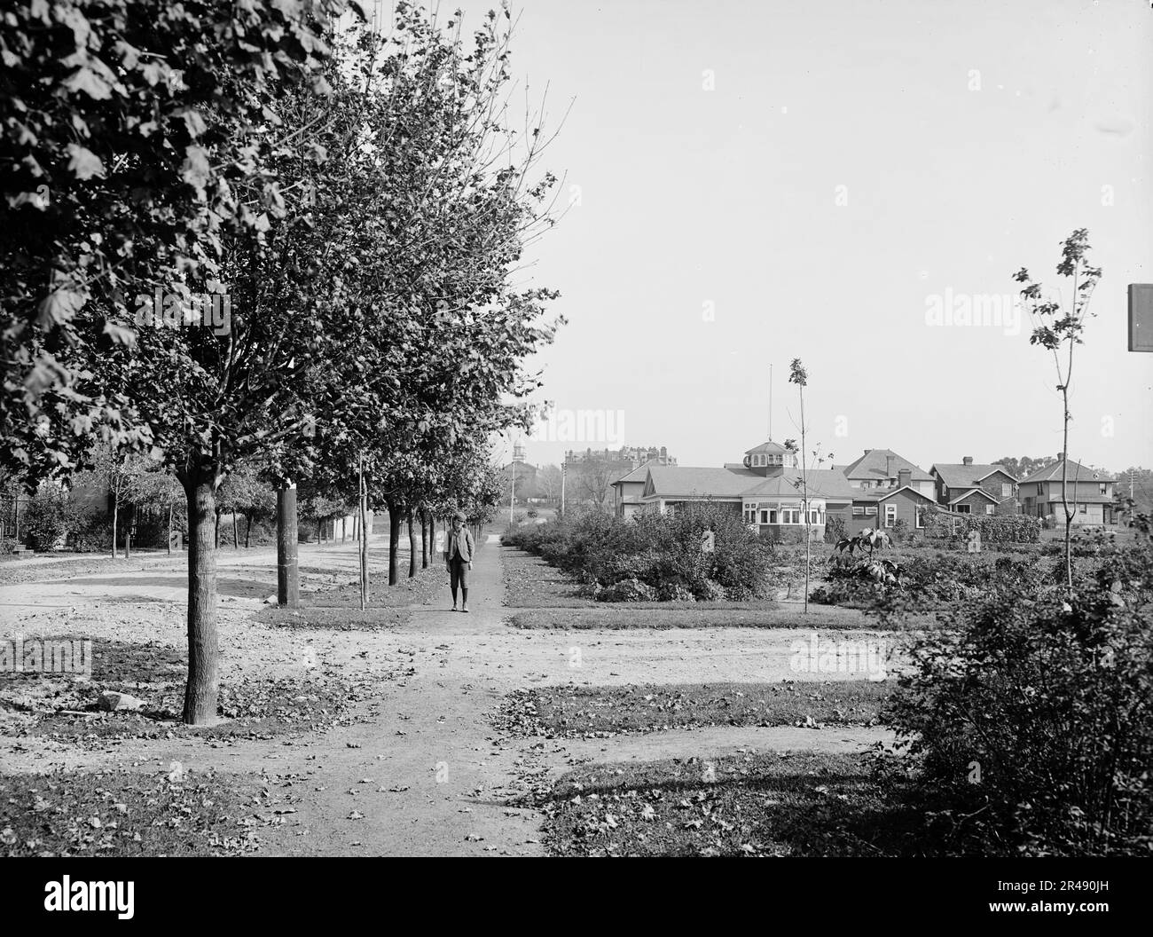 M Street con giardino dei ragazzi e club degli ufficiali, National Cash Register [Company], Dayton, Ohio, (1902?). Foto Stock