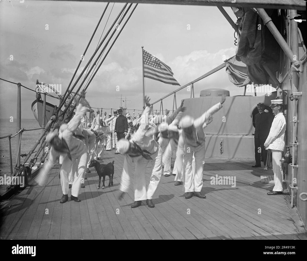 U.S.S. New York, esercizio mattutino, tra le 1893 e le 1901. Foto Stock