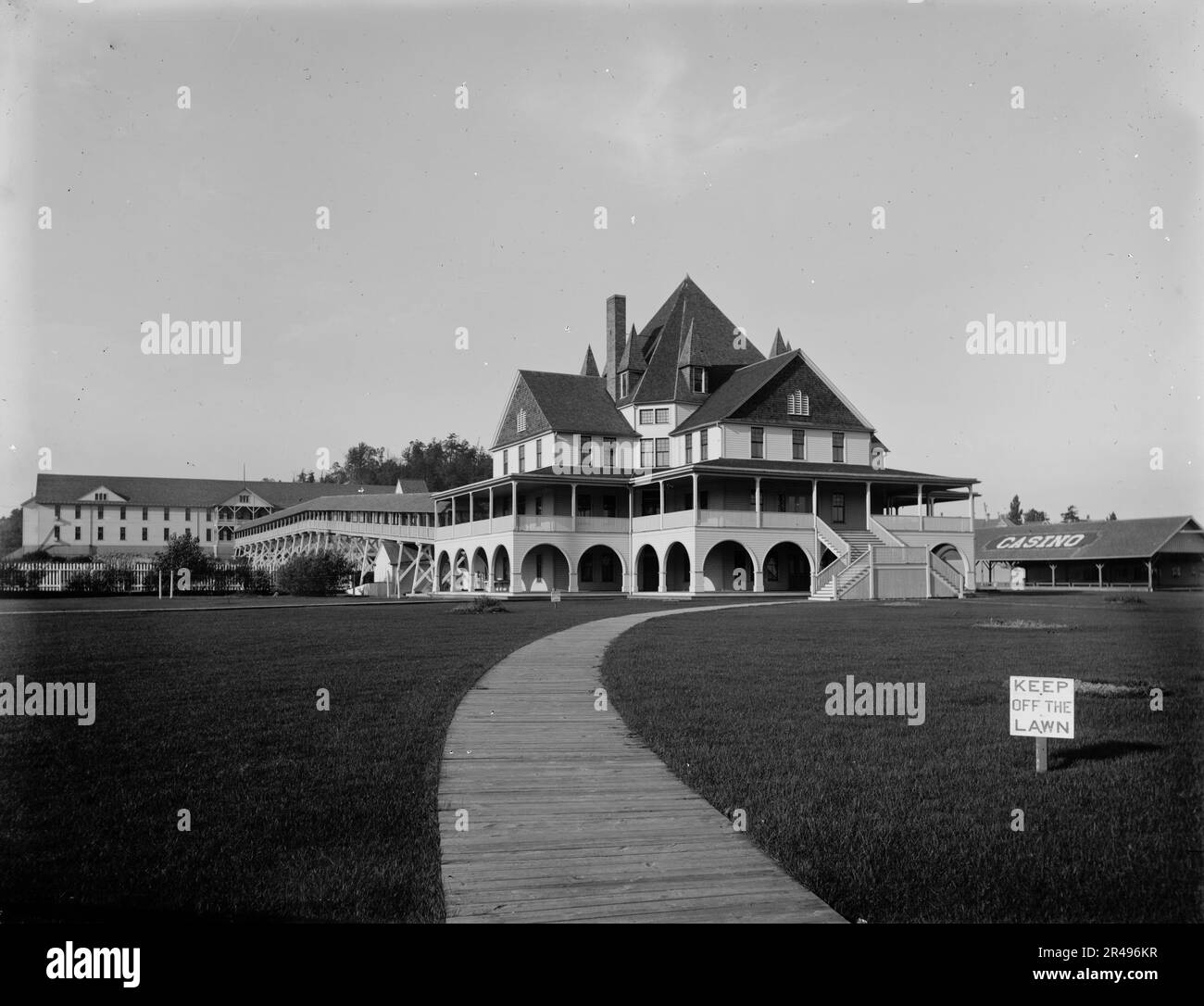 Ottawa Beach Hotel, Ottawa Beach, Michigan, tra la 1900 e la 1906. Foto Stock