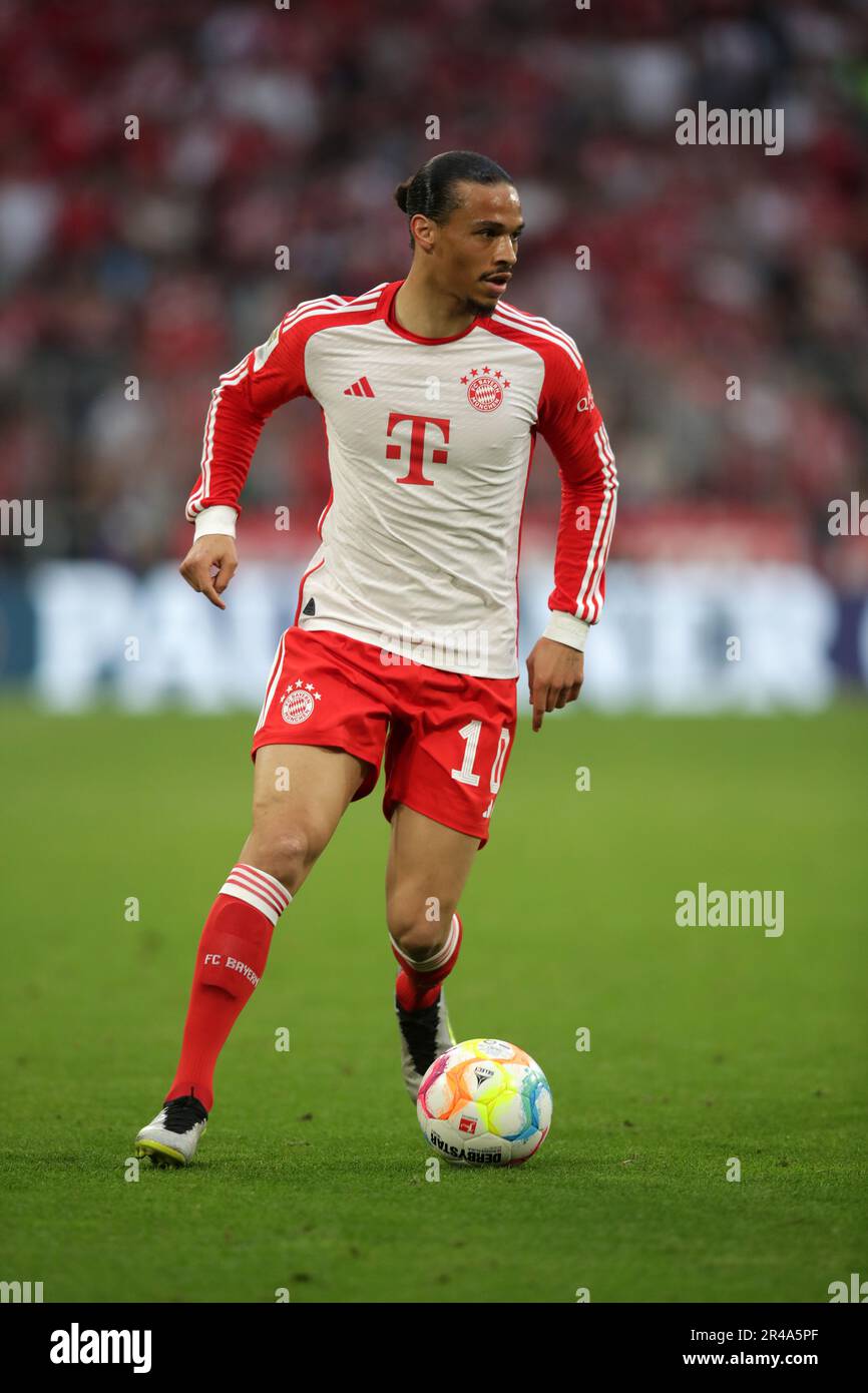 Leroy sane del FC Bayern Muenchen FC Bayern Muenchen vs Rasenballsport Leipzig Fussball Bundesliga Saison 2022/2023 33. Spieltag Allianz Arena 20.05.2023 © diebilderwelt / Alamy Stock Foto Stock