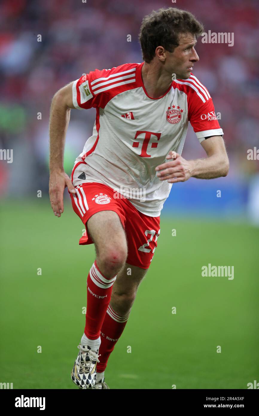 Thomas Mueller del FC Bayern Muenchen FC Bayern Muenchen vs Rasenballsport Leipzig Fussball Bundesliga Saison 2022/2023 33. Spieltag Allianz Arena 20.05.2023 © diebilderwelt / Alamy Stock Foto Stock