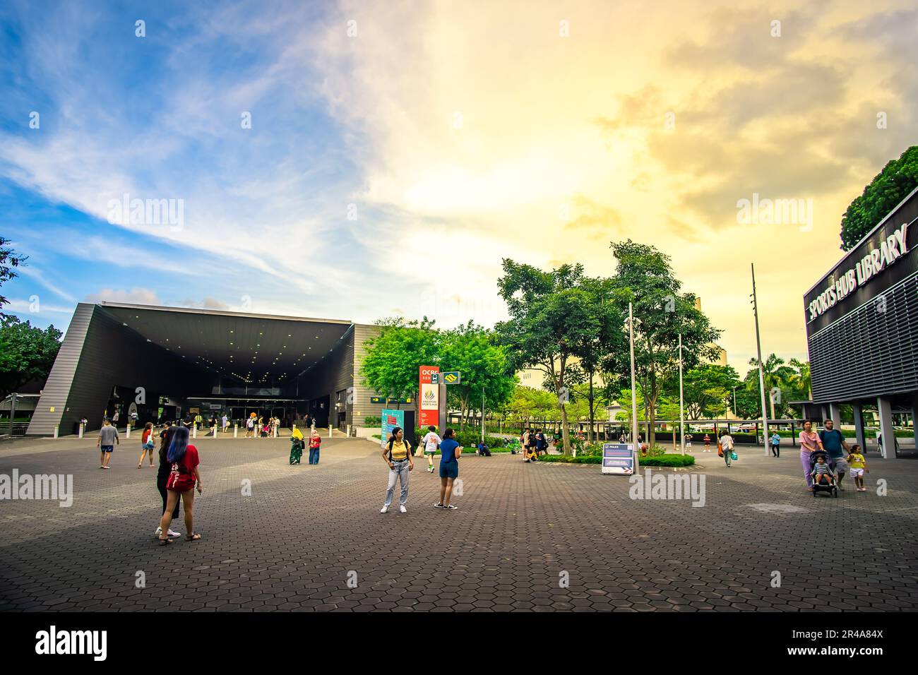 Stazione MRT Stadium presso il Singapore Sports Hub. E' un quartiere sportivo e ricreativo a Kallang, Singapore. Foto Stock