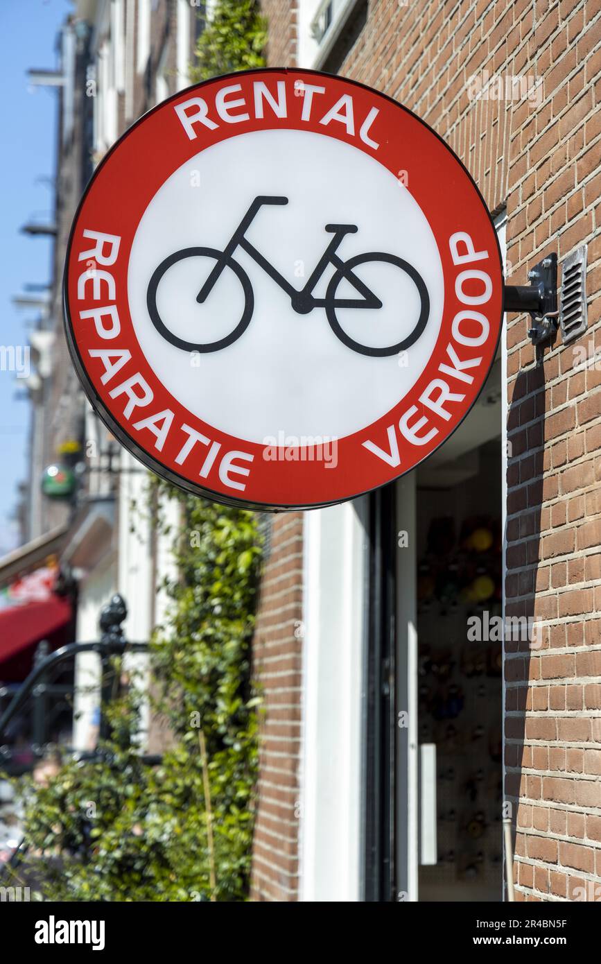 Negozio di riparazione biciclette, noleggio biciclette, Amsterdam, capitale dei Paesi Bassi, Olanda, Europa occidentale Foto Stock