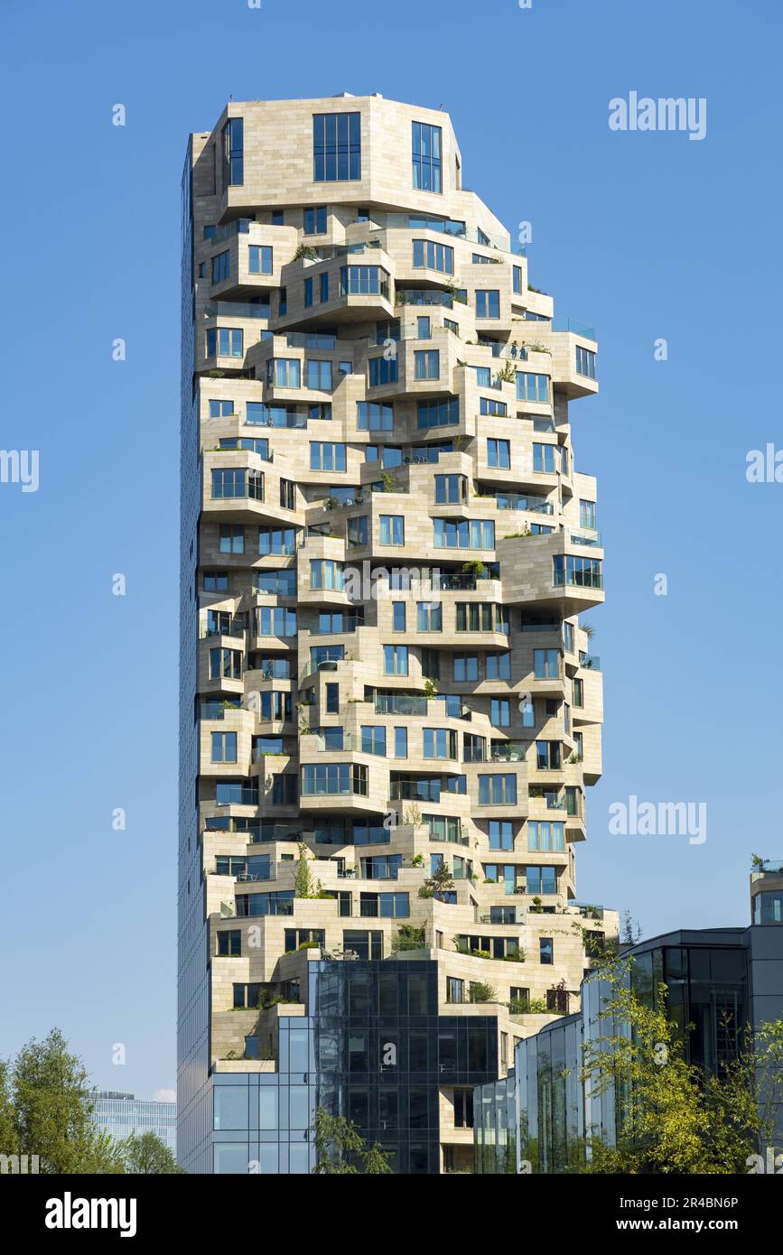 Moderno edificio di appartamenti, eye-catcher, Amsterdam, capitale dei Paesi Bassi, Olanda, Europa Occidentale Foto Stock