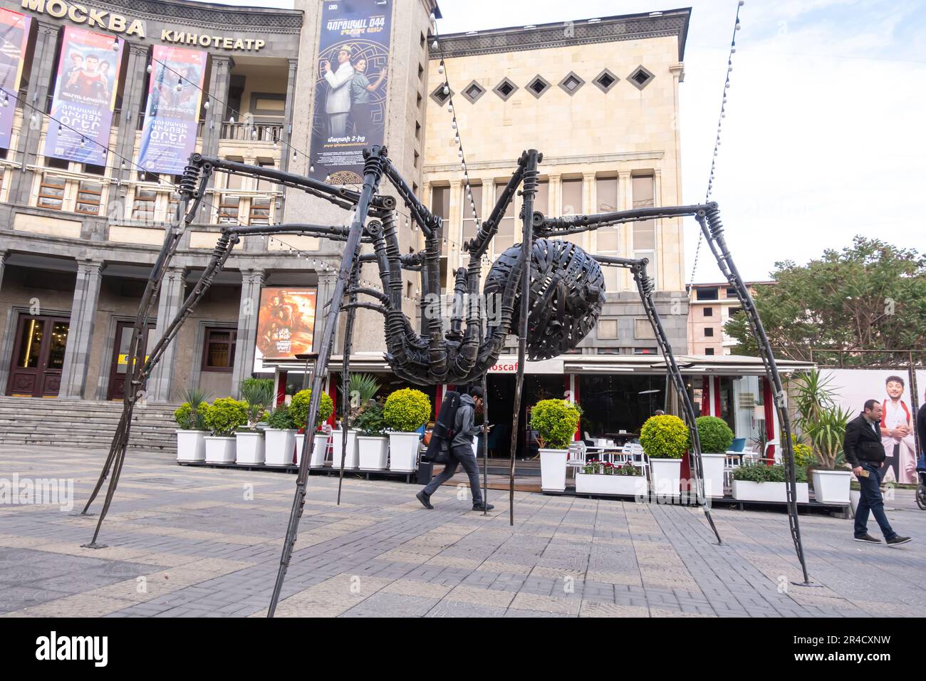 Spider Statue Yerevan, Armenia Sculpture in metallo di Ara Alekyan Foto Stock