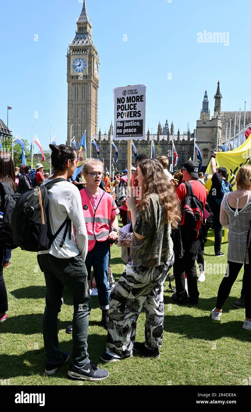 Londra, Regno Unito. 27th maggio 2023. Non la mia protesta di Bill. Attivisti di organizzazioni diverse hanno protestato in Piazza del Parlamento contro il disegno di legge del Public Order Act del 2023, entrato in vigore il 3rd 2023 maggio. Credit: michael melia/Alamy Live News Foto Stock