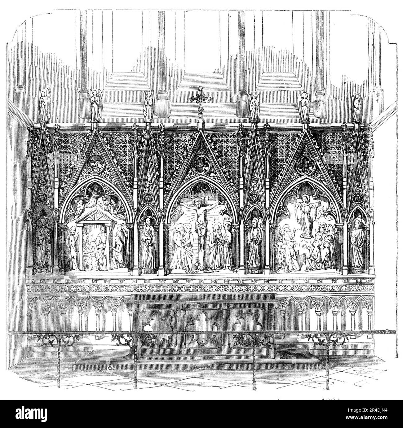 Reredos nella restaurata Chiesa di Bedminster, 1856. "Vista da una fotografia di J. B. Hazard, di Bristol", di un pannello scolpito in pietra di Caen, nella chiesa di San Giovanni, Bristol. "La fase inferiore è una semplice arcade, sormontata da una banda di quatrefoil. Sopra ci sono tre grandi pannelli, sormontati da tettoie stovagliate, e scolpiti con rappresentazioni alto-relievo della Natività, Crocifissione, e Ascensione di nostro Signore... le colonne di stipite dei pannelli e nicchie sono di marmo rouge-reale dai Pirenei, che serve ad irabilmente per alleviare le statue dentro'. Da "lo illustrato Foto Stock