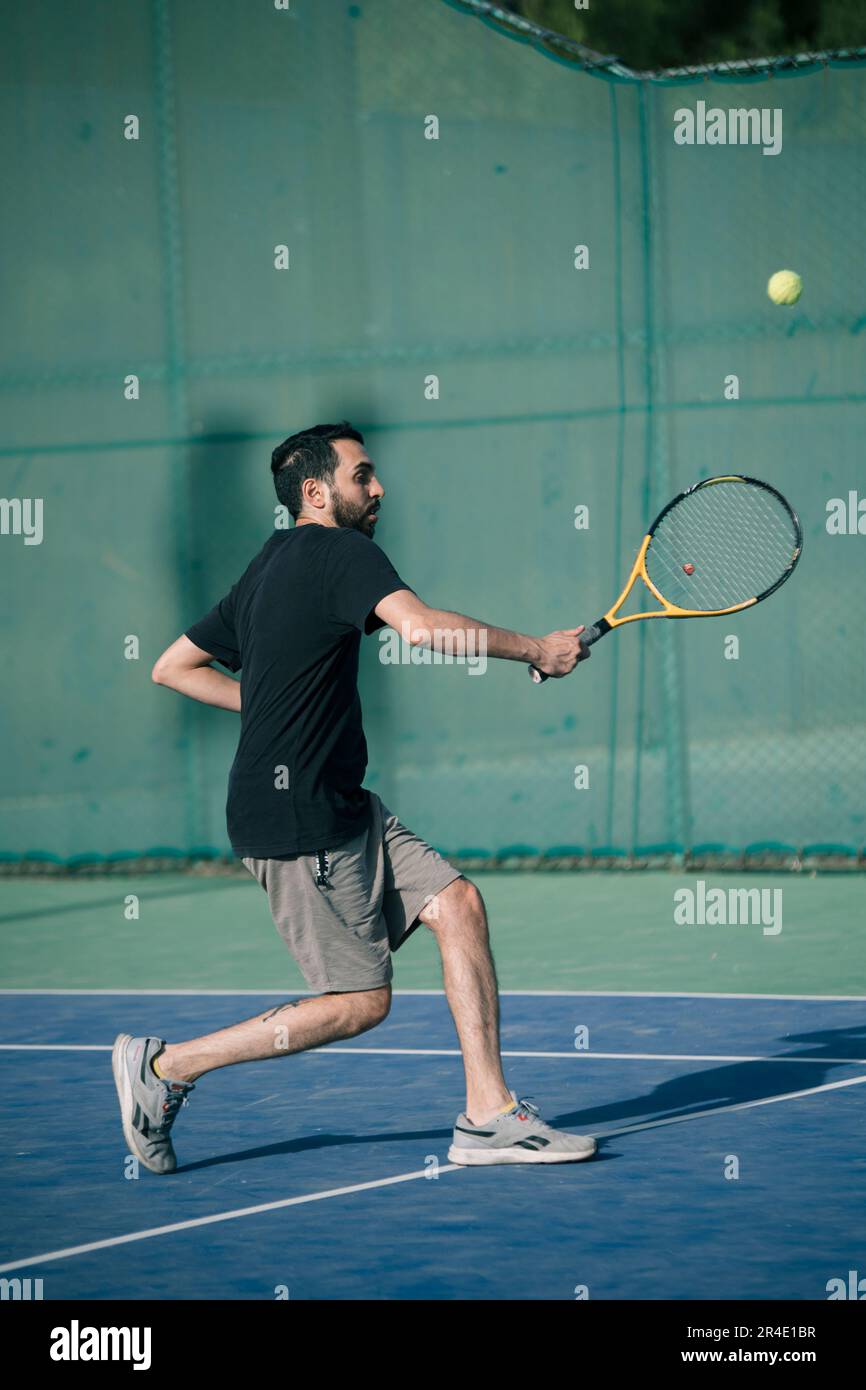 Alcune foto mostrano i miei amici durante il tennis in Siria - Damasco 2023 Foto Stock