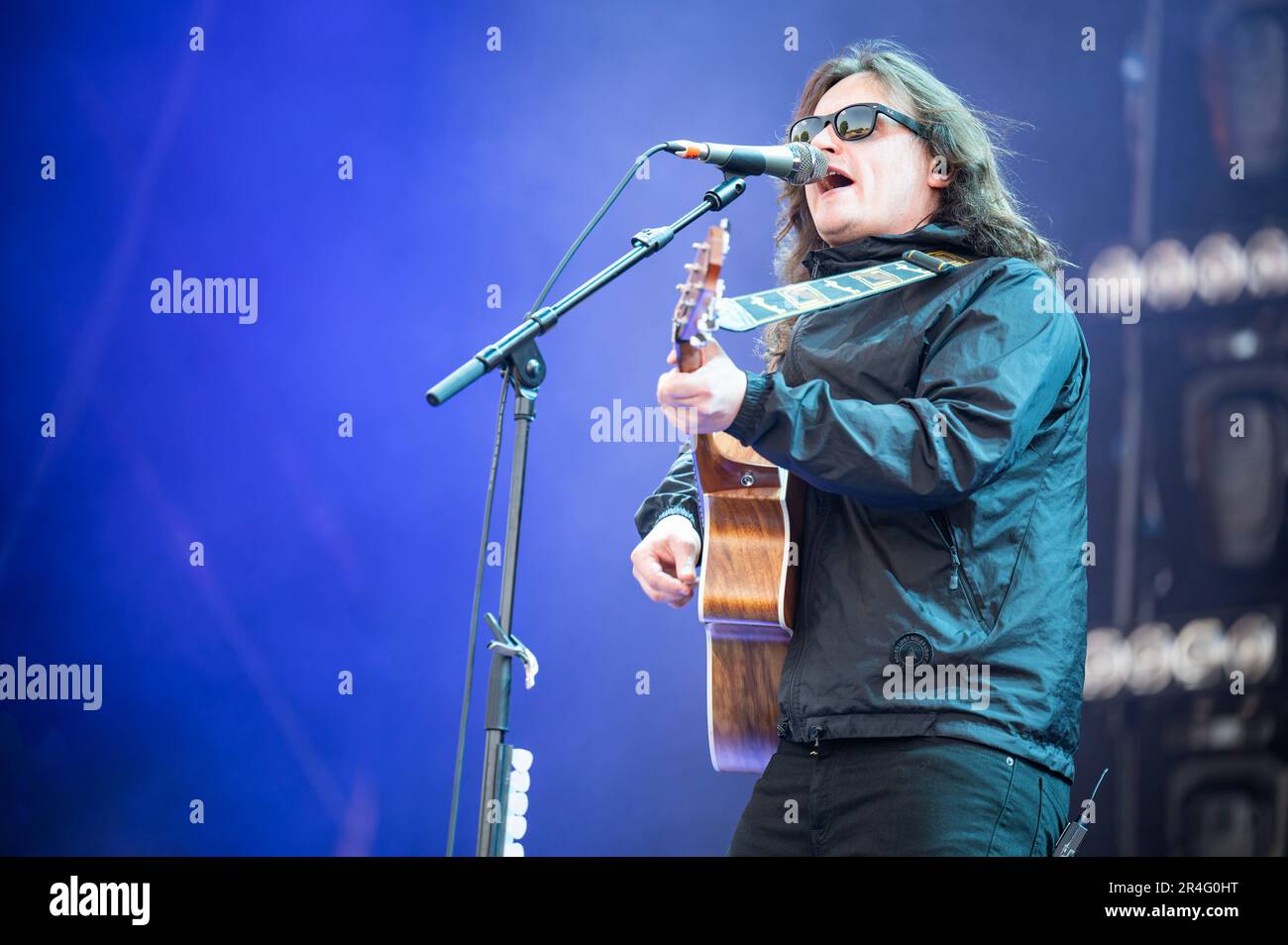 Warrington, Regno Unito. 27th maggio 2023. Jamie Webster si esibisce sul palco principale il giorno 1 del NBHD Weekend Festival 2023 di Warrington, Credit: Gary Mather/Alamy Live News Foto Stock