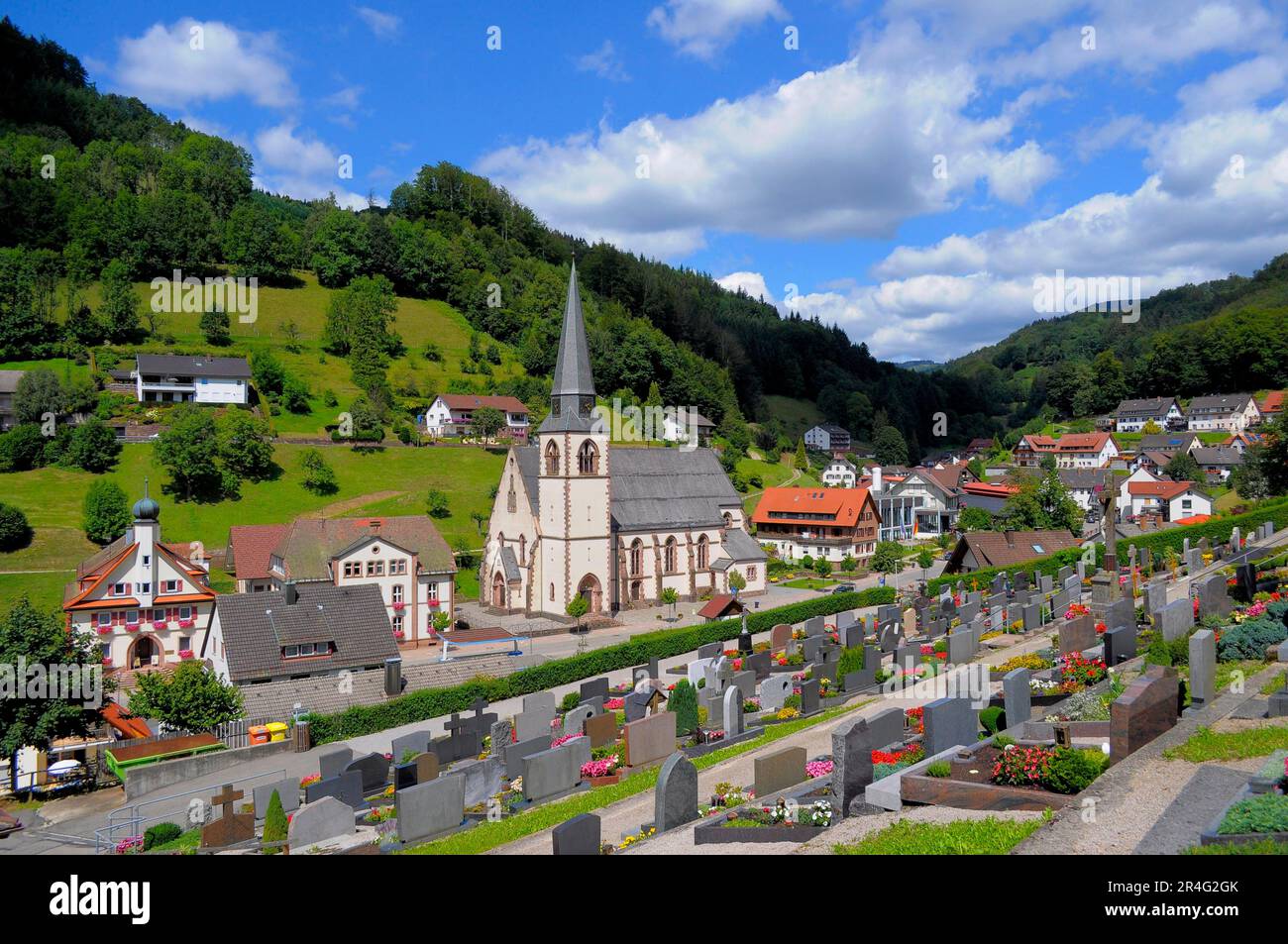 Baden-Wuerttemberg, Foresta Nera spa, Griesbach villaggio chiesa, cimitero Foto Stock