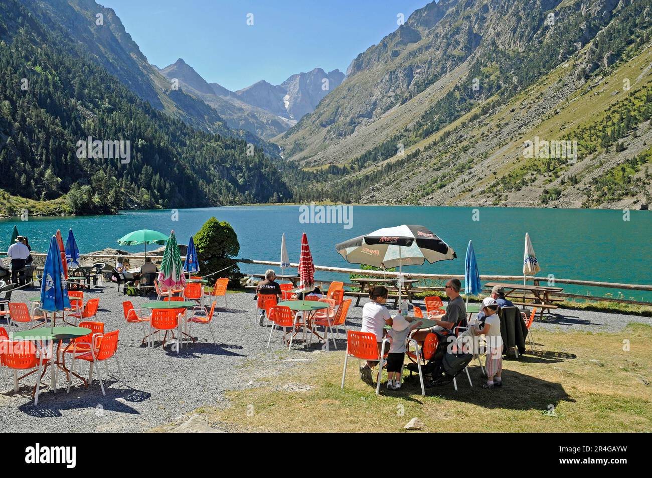 Ristorante, Lac de Gaube, lago di montagna, Cauterets, Midi Pyrenees, Pirenei, dipartimento degli alti Pirenei, Francia Foto Stock
