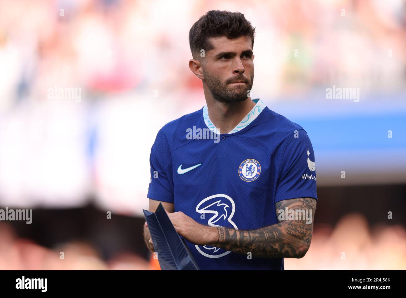 Londra, Regno Unito. 28th maggio 2023; Stamford Bridge, Chelsea, Londra, Inghilterra: Premier League Football, Chelsea contro Newcastle United; Christian Pulisic di Chelsea ringrazia i fan Credit: Action Plus Sports Images/Alamy Live News Foto Stock