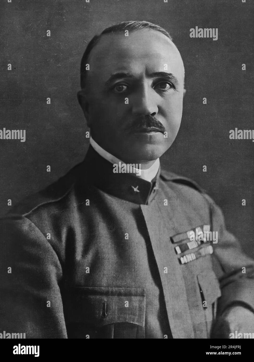 Pietro Badoglio politico e militare italiano, dopo la deposizione di Mussolini guidò il governo italiano verso l'armistizio del 1943 Foto Stock