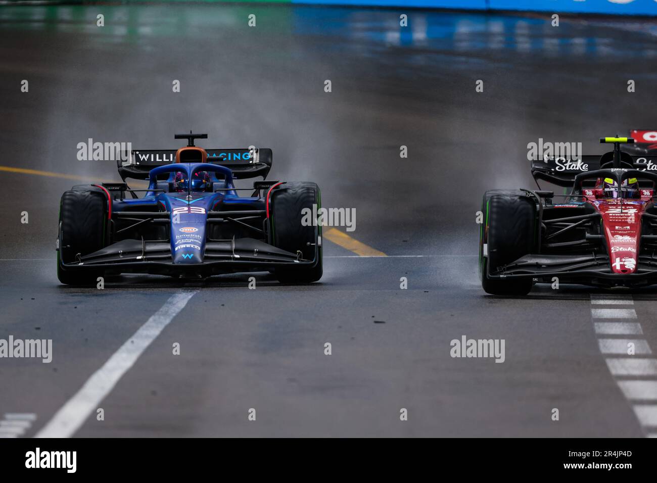 23 ALBON Alexander (tha), Williams Racing FW45, 24 ZHOU Guanyu (chi), Alfa Romeo F1 Team Stake C43, azione in occasione del Gran Premio di Formula 1 di Monaco 2023, 6th° round del Campionato del mondo di Formula uno 2023 dal 26 al 28 maggio 2023 sul circuito di Monaco, A Monaco - Foto: Florent Gooden/DPPI/LiveMedia Foto Stock