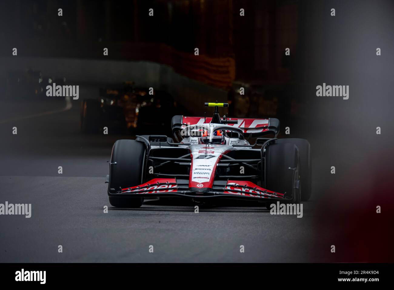 Monte Carlo, Monaco, 28 maggio, Yuki Tsunoda, dal Giappone, compete per AlphaTauri. Giornata di gara, 7° round del campionato di Formula 1 2023. Credit: Michael Potts/Alamy Live News Foto Stock