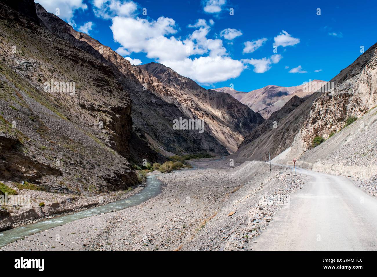 Bella e inesplorata valle di Nelong a Uttarakhand Foto Stock