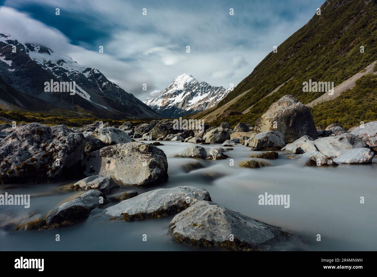 Incredibile lago in montagna in Nuova Zelanda Foto Stock