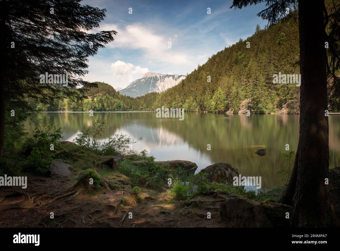 Lunga esposizione del lago di Piburg in Austria Foto Stock