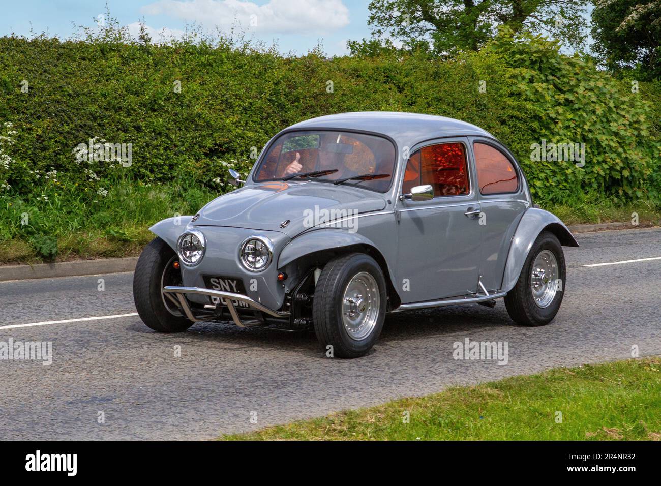 Volkswagen Beetle Modified Custom Classic & vintage Cars and moto sono lieti di tornare a Capesthorne Hall Foto Stock