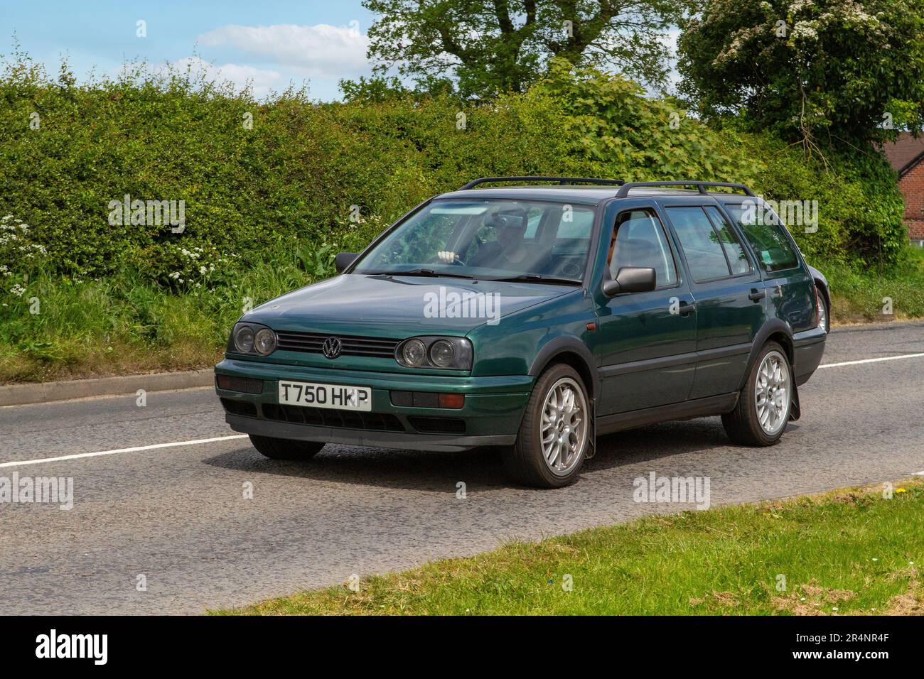 1999 Green VW Volkswagen Golf CL TDI. Auto classiche e d'epoca e ritorno a Capesthorne Hall per ospitare il Cheshire Class Car Show. Foto Stock
