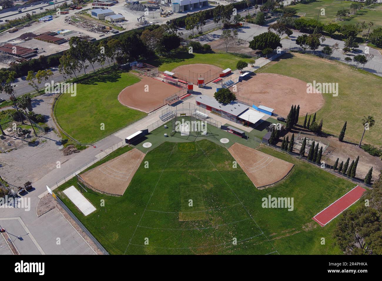 Una vista aerea generale del Colich Throw Center, domenica 9 aprile 2023, a Wilmington, calib. Foto Stock