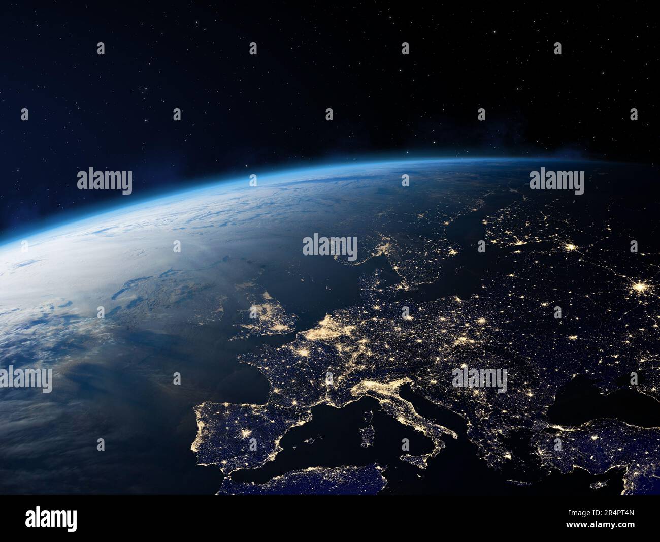 Pianeta Terra dallo spazio di notte. L'Europa di notte vista dallo spazio con le luci della città. Elementi di questa immagine forniti dalla NASA. Foto Stock