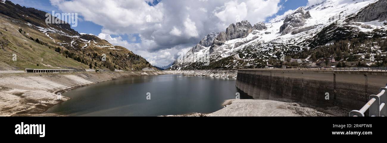 Lago Fedaia e Monte Marmolada Foto Stock