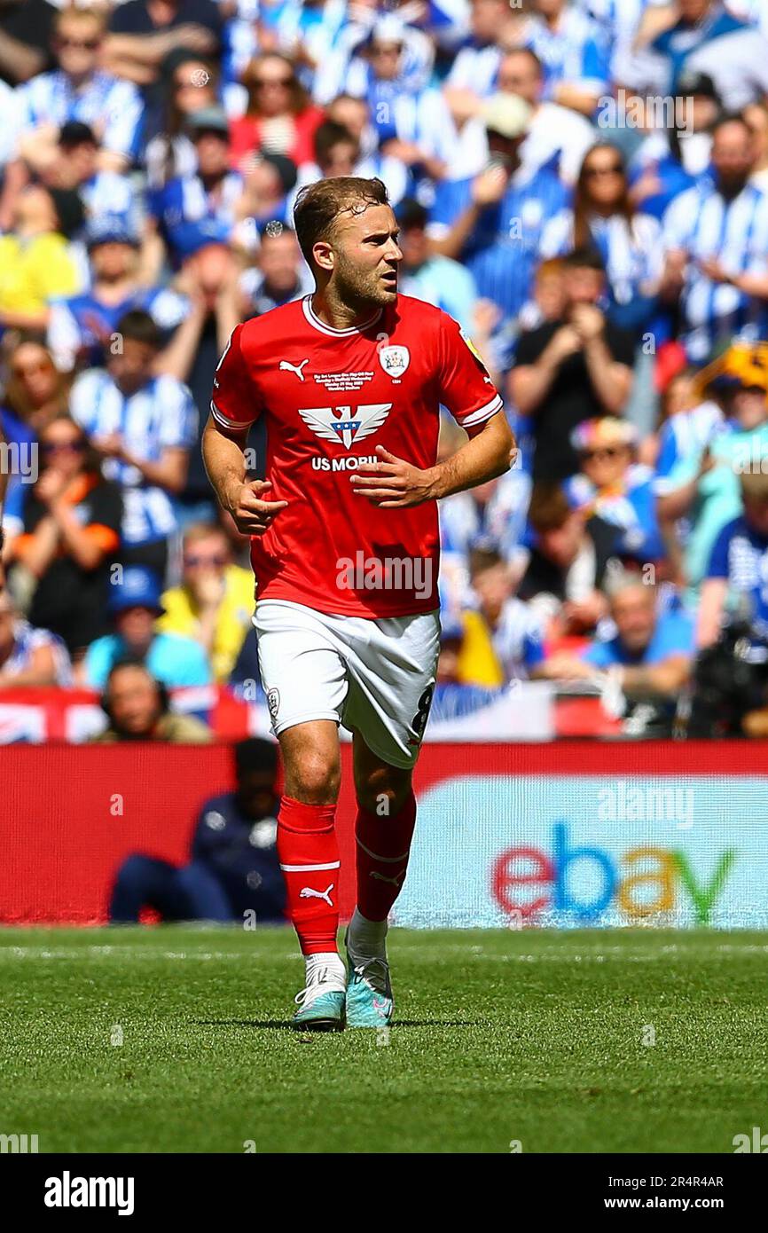 Wembley Stadium, Londra, Inghilterra - 29th maggio 2023 Herbie Kane (8) di Barnsley - durante il gioco Barnsley contro Sheffield Mercoledì, Sky Bet League One Play Off Final, 2022/23, Wembley Stadium, Londra, Inghilterra - 29th maggio 2023 Credit: Arthur Haigh/WhiteRosePhotos/Alamy Live News Foto Stock