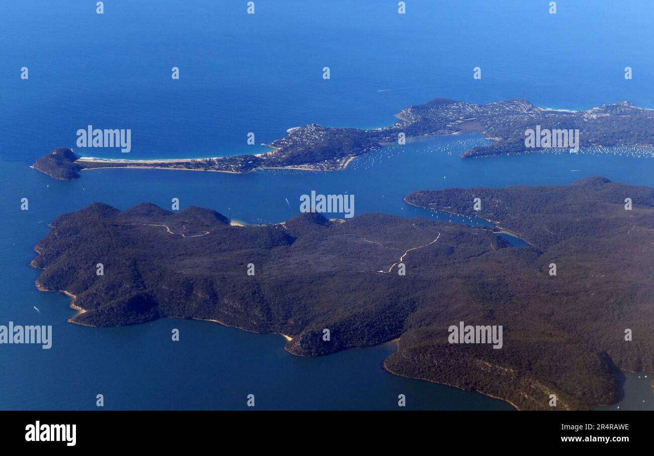 Vista aerea di Palm Beach, West Head, Pittwater e dei sobborghi circostanti, Hawkesbury, Sydney settentrionale, NSW, Australia Foto Stock