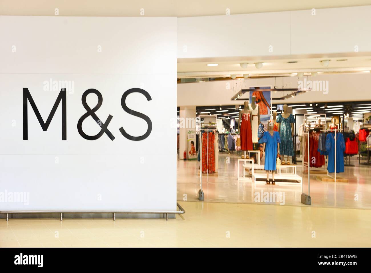 Marks e spencer davanti al negozio Foto Stock