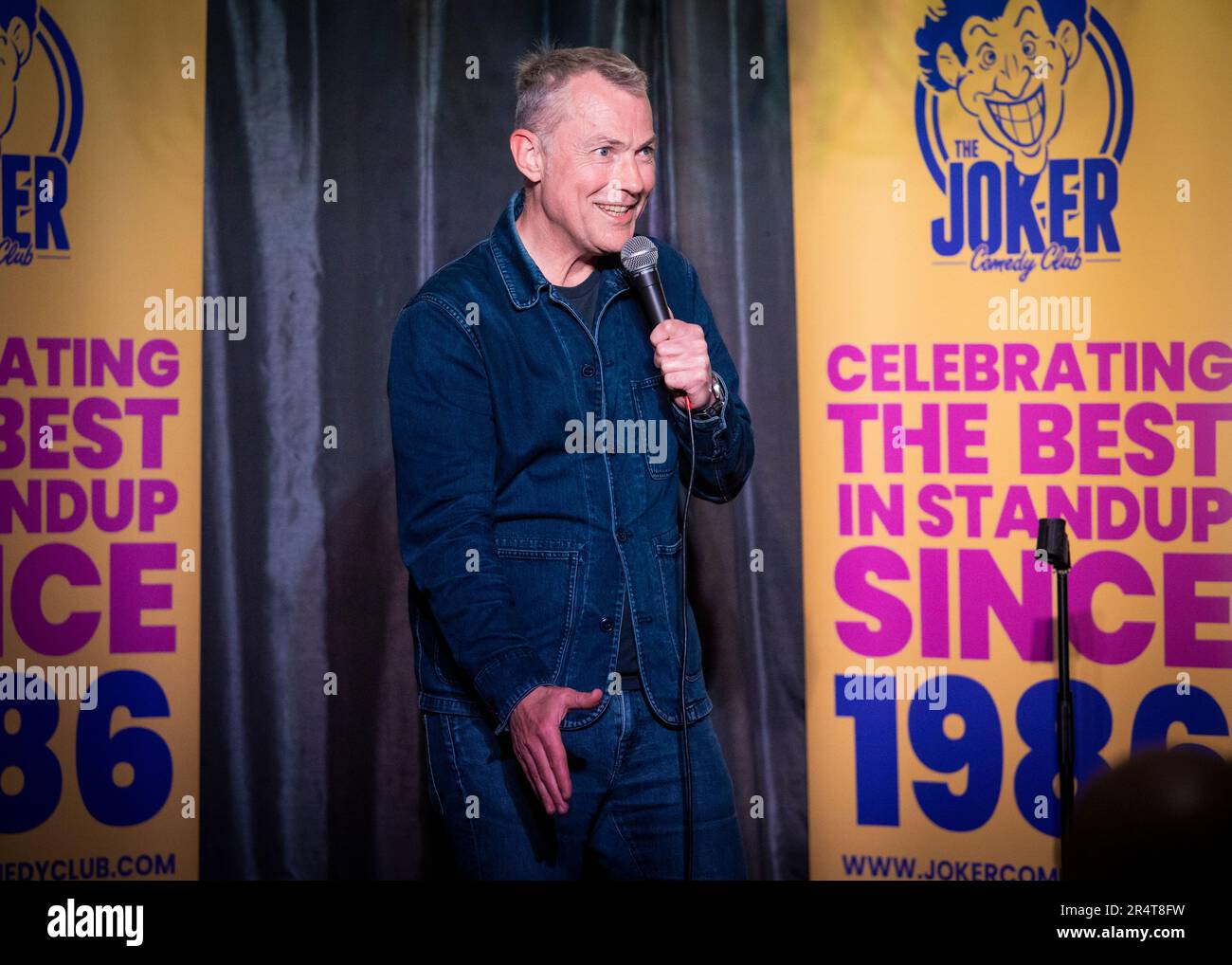 Comico stand-up ben Norris, Joker Comedy Club, Chalkwell Park Rooms, Southend-on-Sea, Essex © Clarissa Debenham (Film Free Photography) / Alamy Foto Stock