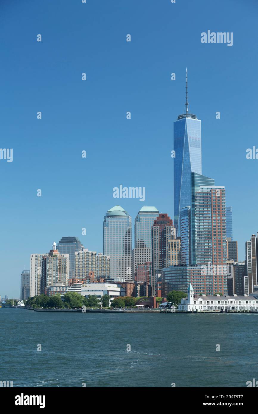 STATI UNITI, New York, skyline di Lower Manhattan dominato dalla Freedom Tower. Foto Stock