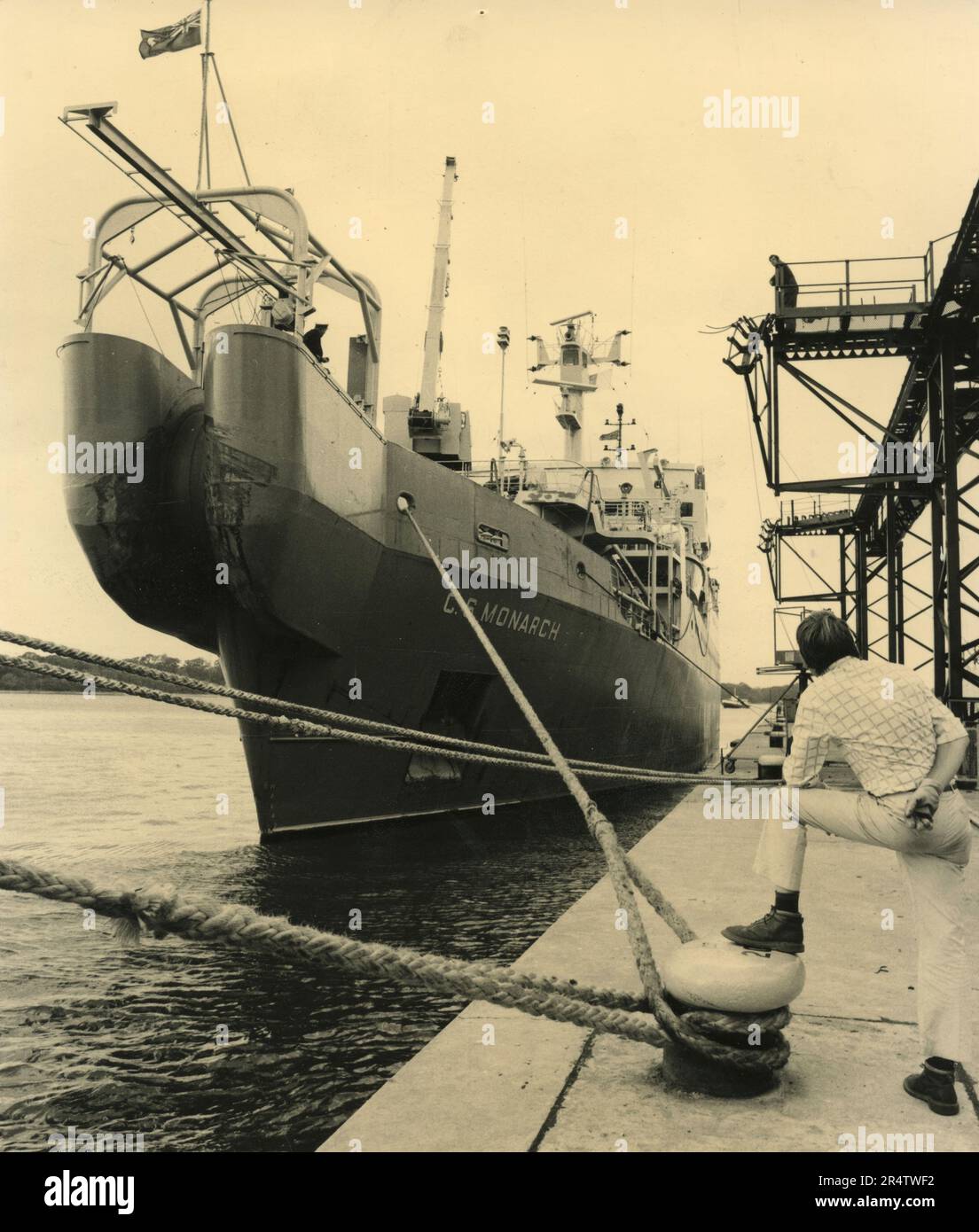 La cabinera Monarch nel suo porto di Southampton, Regno Unito 1977 Foto Stock