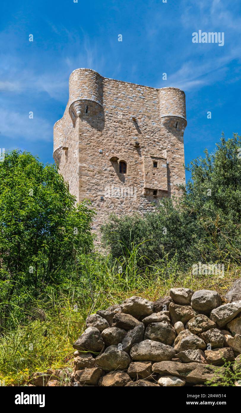 Torre di Mourtzinos, casa torre al complesso fortificato di Troupakis Mourtzinos in Old Kardamili, Mani Messenian, Peloponneso regione, Grecia Foto Stock