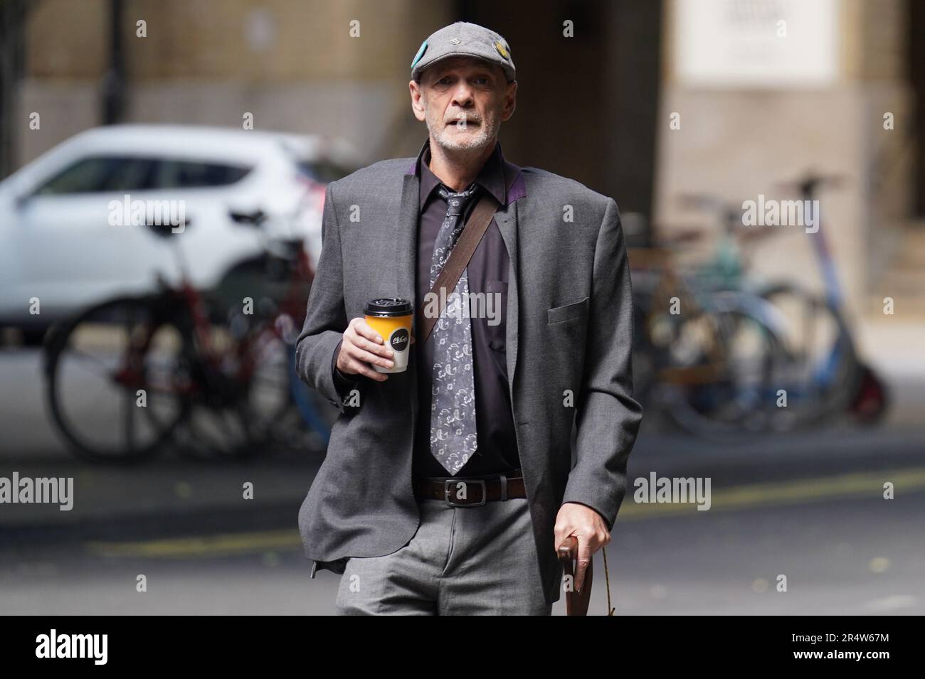 Lancia o'Connor a Southwark Crown Court, Londra sud, dove è accusato dell'assalto battendo un operaio di emergenza e l'ostruzione di un ufficiale di custodia. Il sig. O'Connor è stato arrestato fuori dalla galleria d'arte di Tate Britain sabato 11 febbraio, dove si stava svolgendo una protesta contro un evento narrativo della regina del trascinamento all'interno. Data immagine: Martedì 30 maggio 2023. Foto Stock