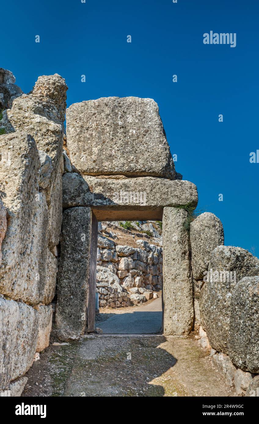 Porta Nord (Posterna), 1250 a.C., Cittadella di Micene, regione del Peloponneso, Grecia Foto Stock