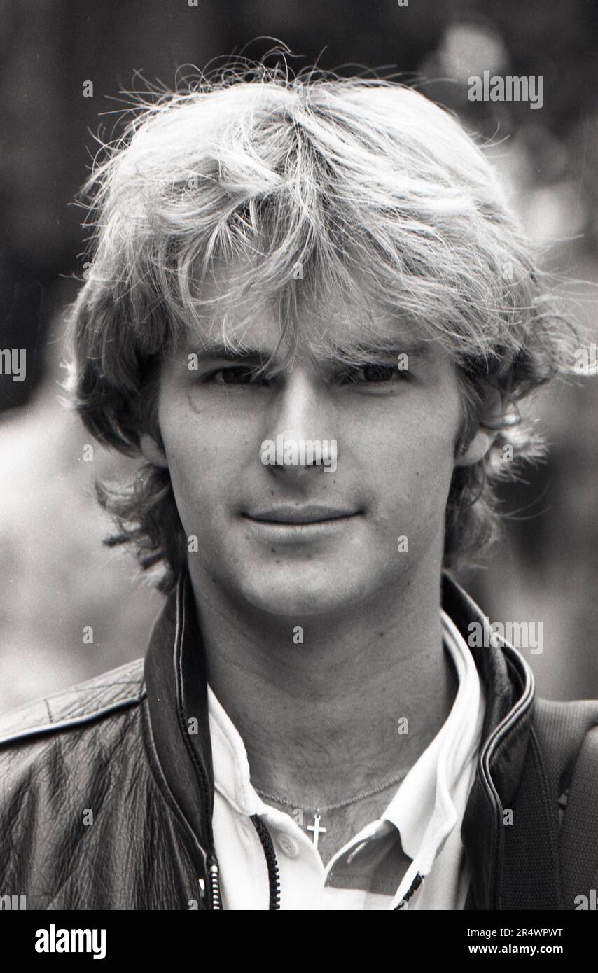 Ritratto del tennista francese Thierry Champion negli stand del French Open nel giugno 1983. Foto Stock