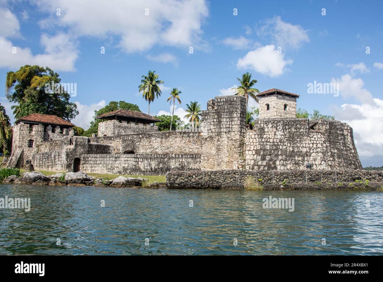 Castello di San Felipe de Lara sul Lago Izabal, Rio Dulce, Guatemala Foto Stock