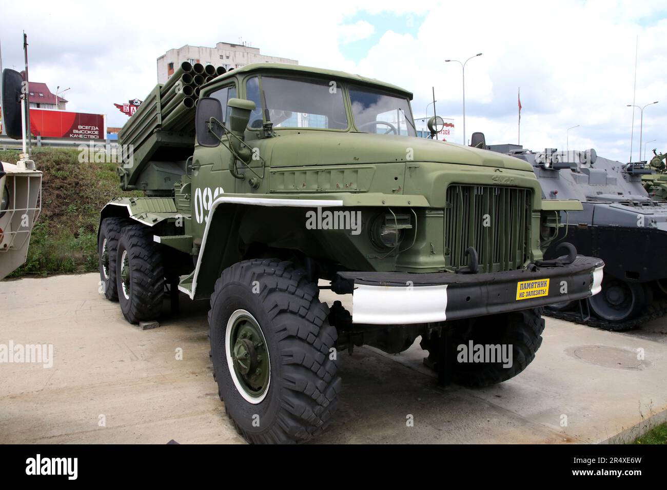 28 maggio 2023, Kamensk-Shakhtinsky, Russia: Un camion militare che trasportava munizioni, che in precedenza era utilizzato dalle forze armate della Russia (esercito russo), è presentato ad una mostra a Patriot Park. Patriot Park (parco patriottico) è una ricostruzione militare e culturale delle forze armate della Federazione Russa (Federal state Autonomous Institution) si trova nella regione di Rostov, nella città di Kamensk-Shakhtinsk, Dove centinaia di campioni di attrezzature militari che è stato utilizzato in precedenza e che ora è utilizzato dalle forze armate della Federazione russa. (Credit Image: © Konstantinov/SOPA IMA Foto Stock